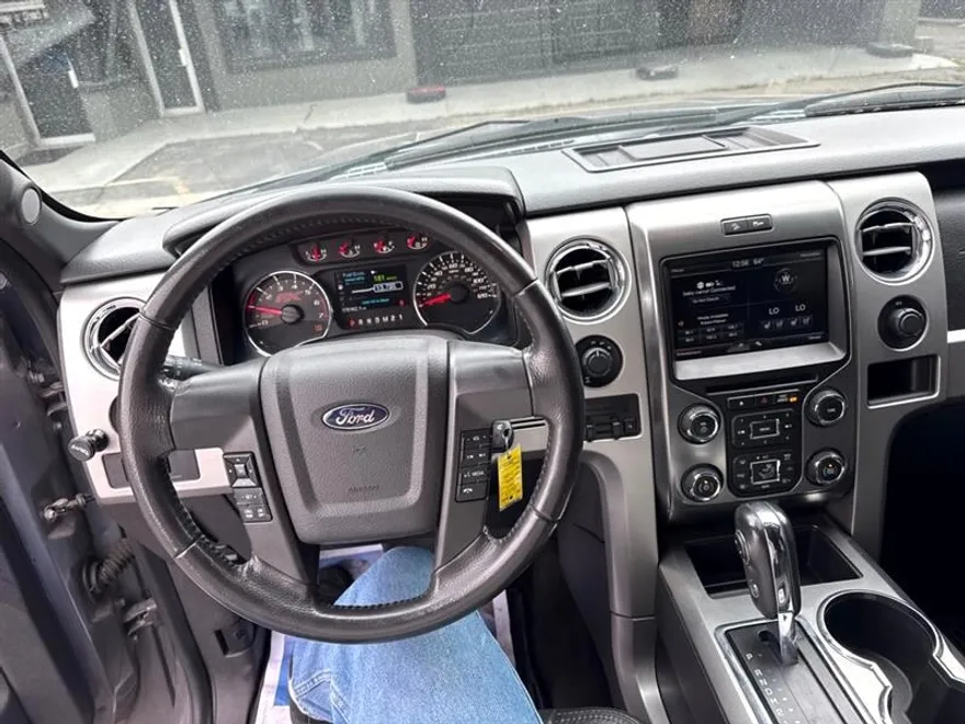 2014 Ford F-150 XL photo 9