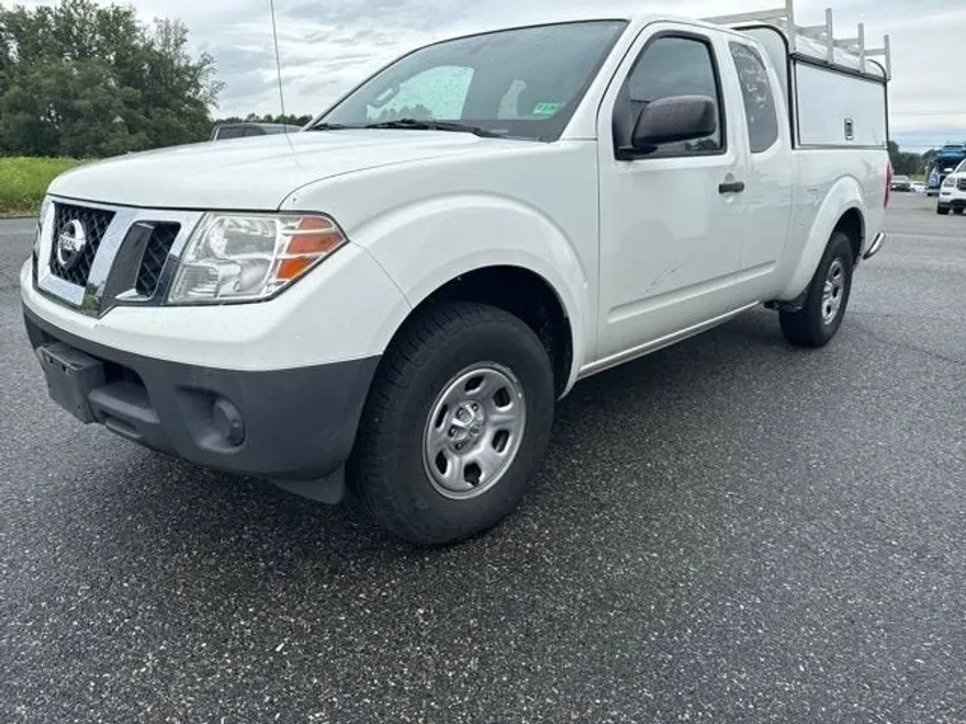 2016 Nissan Frontier S photo 1