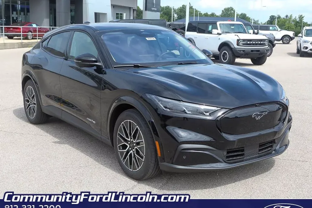 2025 Ford Mustang Mach-E Premium photo 1