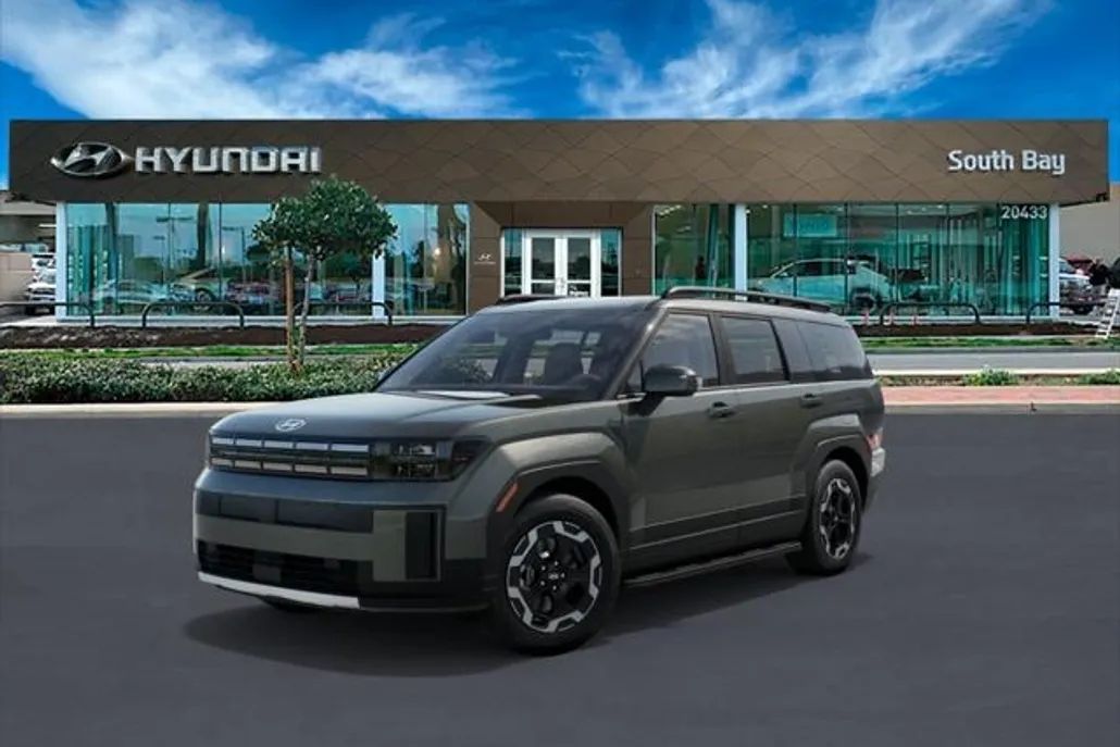 2025 Hyundai Santa Fe SEL photo 1