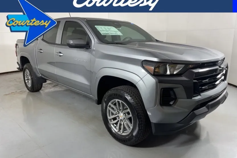 2026 Chevrolet Colorado LT photo 1