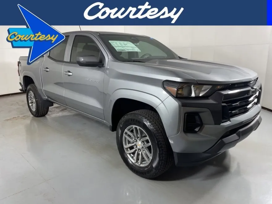 2026 Chevrolet Colorado LT photo 1