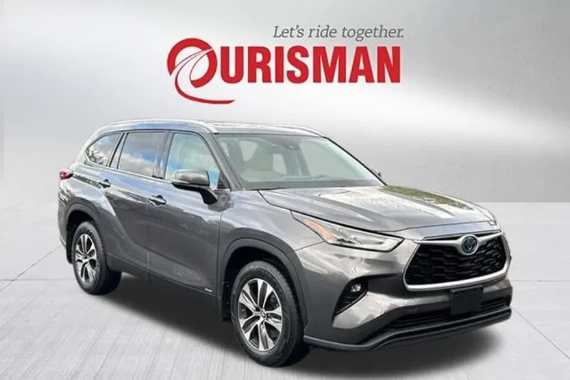 2022 Toyota Highlander Hybrid XLE photo 1
