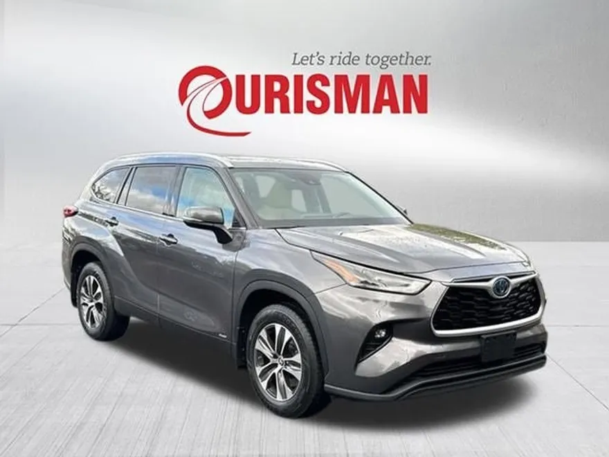 2022 Toyota Highlander Hybrid XLE photo 1