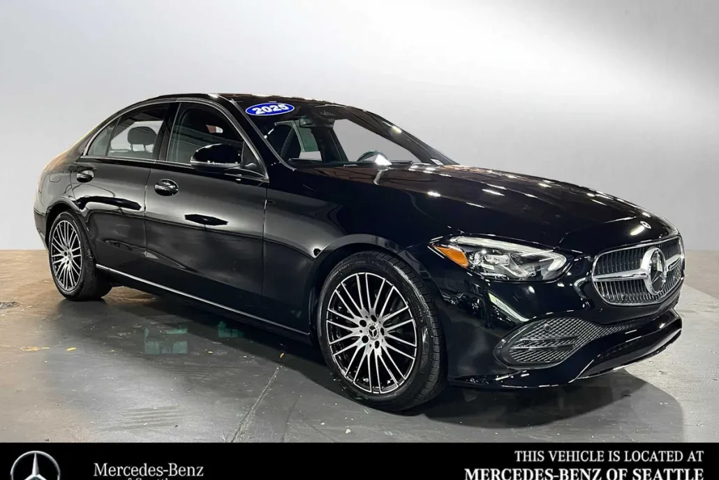 2025 Mercedes Benz C 300 4MATIC photo 1