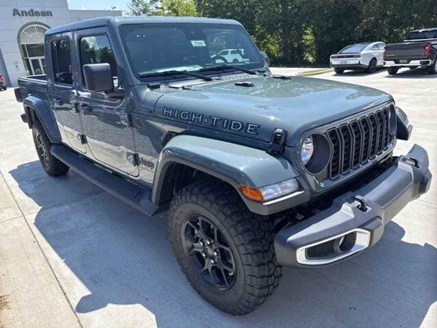 2025 Jeep Gladiator Sport photo 1