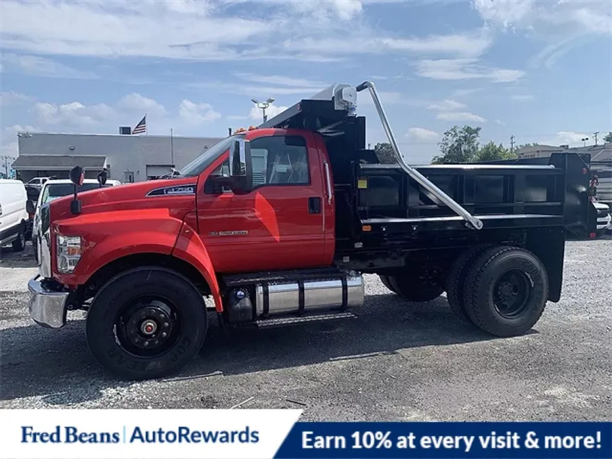 2026 Ford F-750 Base Regular Cab photo 1