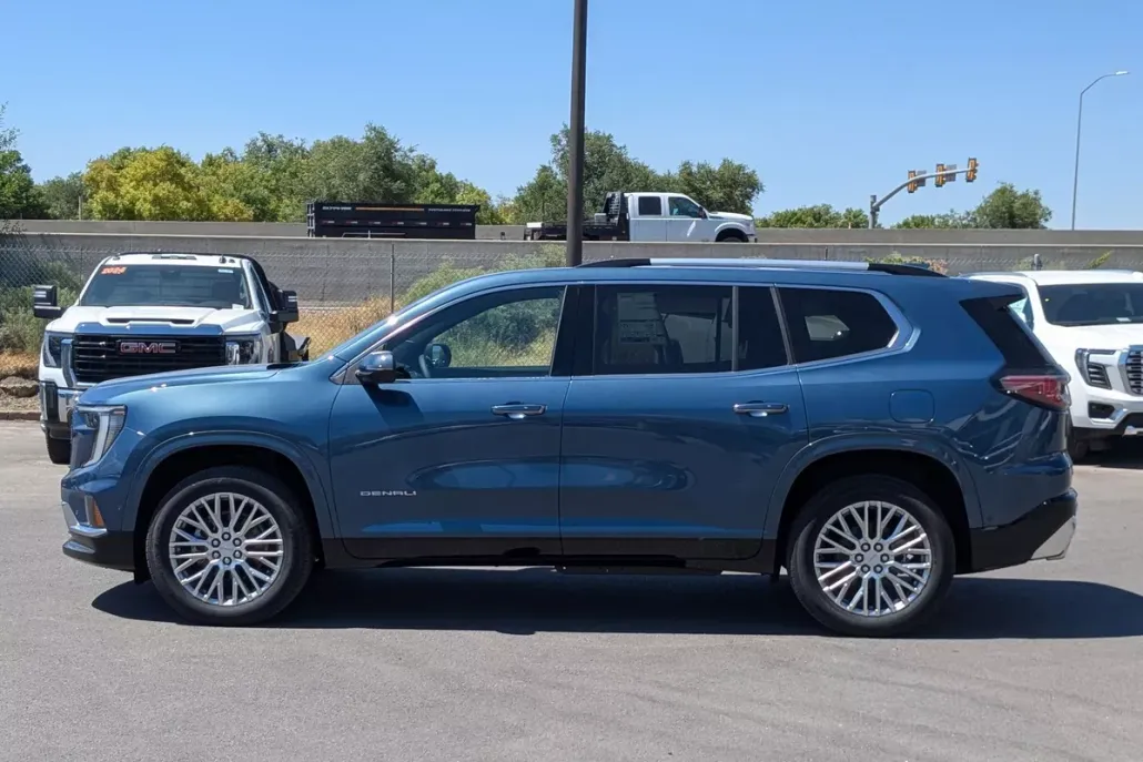 2026 Gmc Acadia Denali photo 1