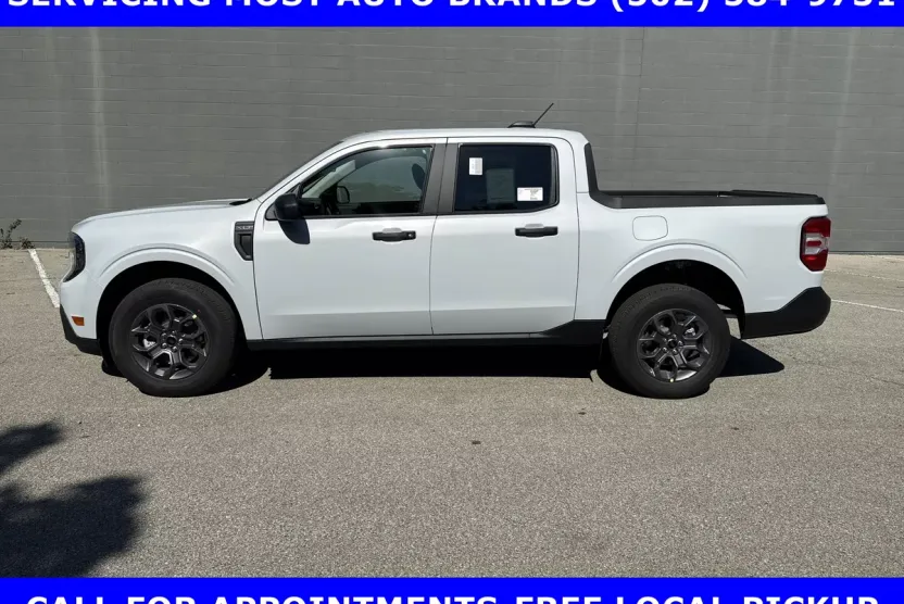 2025 Ford Maverick XLT photo 1