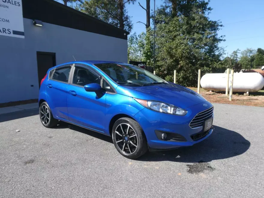 2019 Ford Fiesta SE photo 1