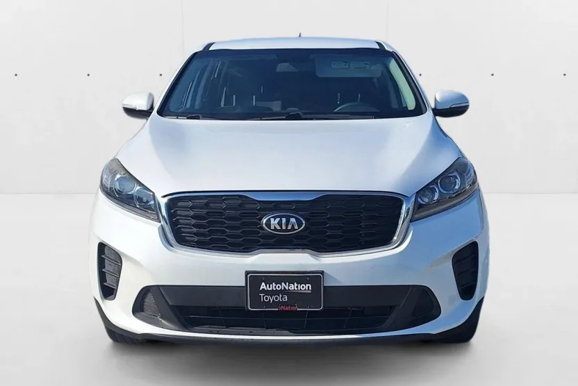 2019 Kia Sorento LX photo 1