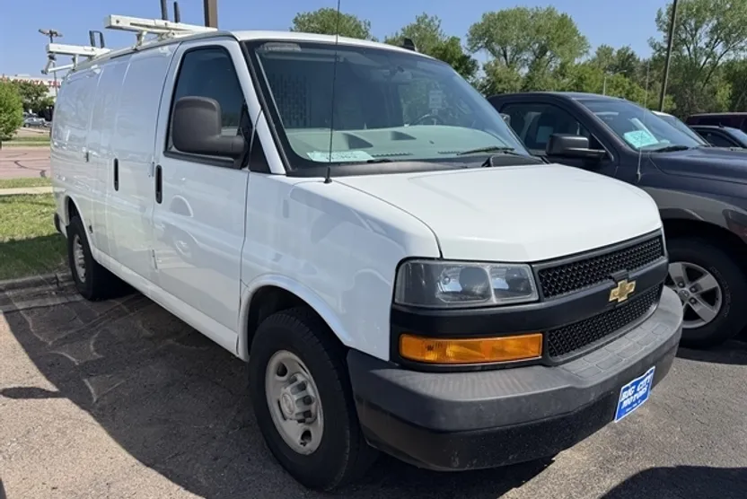 2019 Chevrolet Express Cargo Van photo 1
