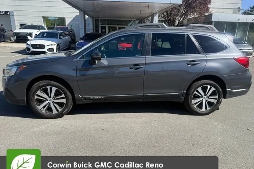 2018 Subaru Outback Limited photo 1