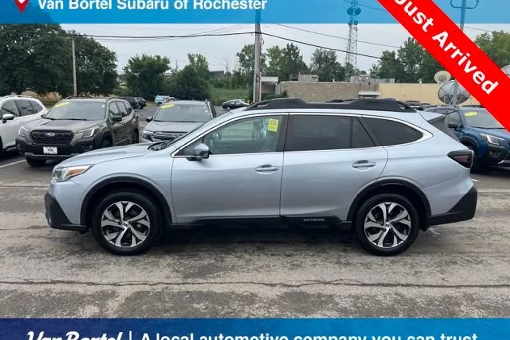 2021 Subaru Outback Limited photo 1
