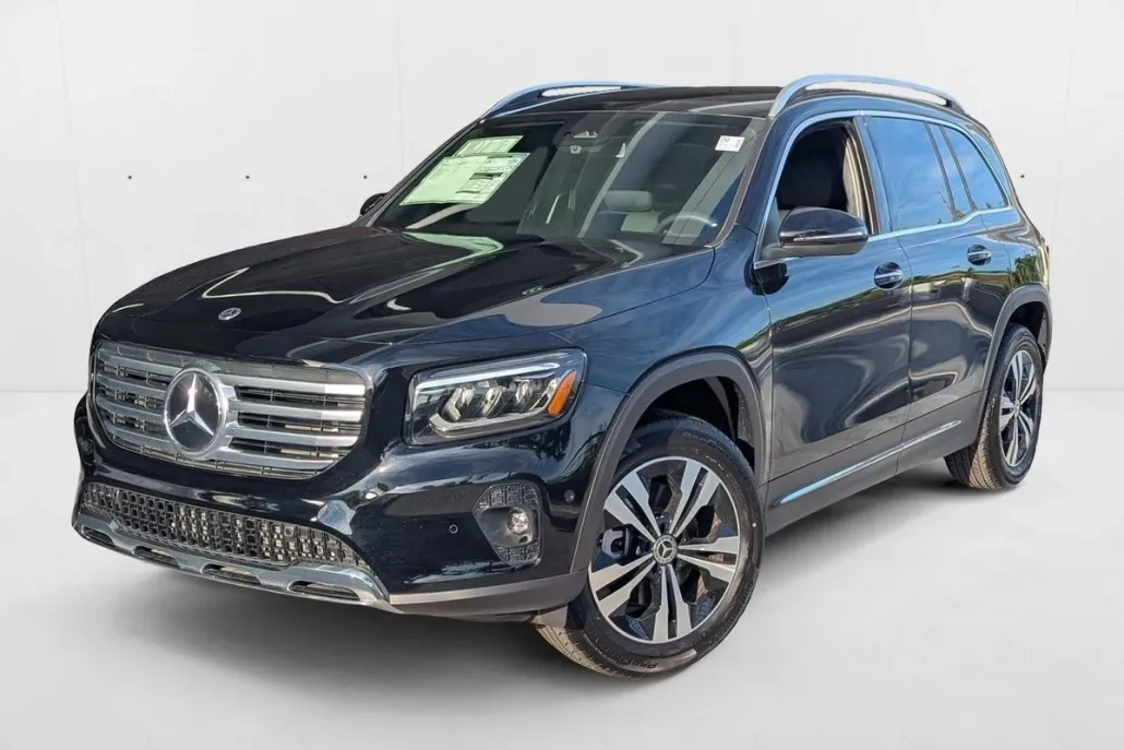 2025 Mercedes Benz GLB 250 photo 1