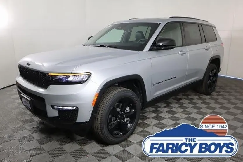 2025 Jeep Grand Cherokee Limited photo 1