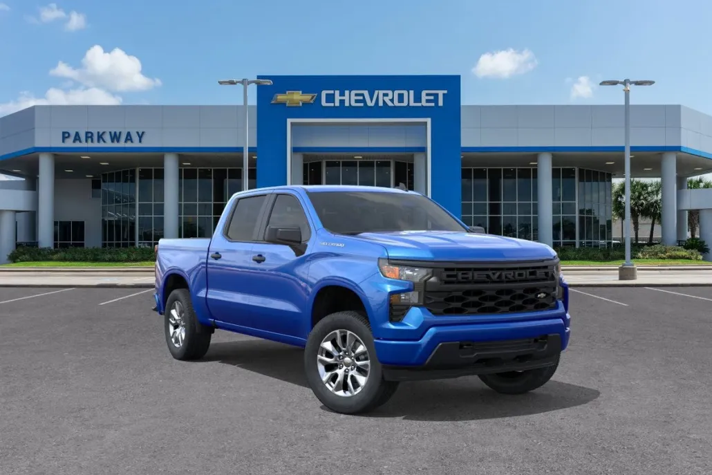 2026 Chevrolet Silverado 1500 Custom photo 1