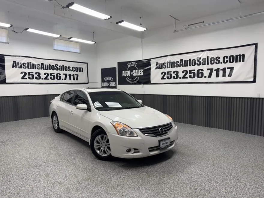 2010 Nissan Altima 2.5 SL photo 1