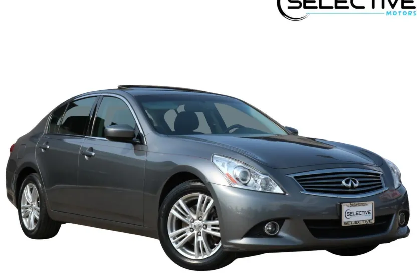 2012 Infiniti G37 photo 1