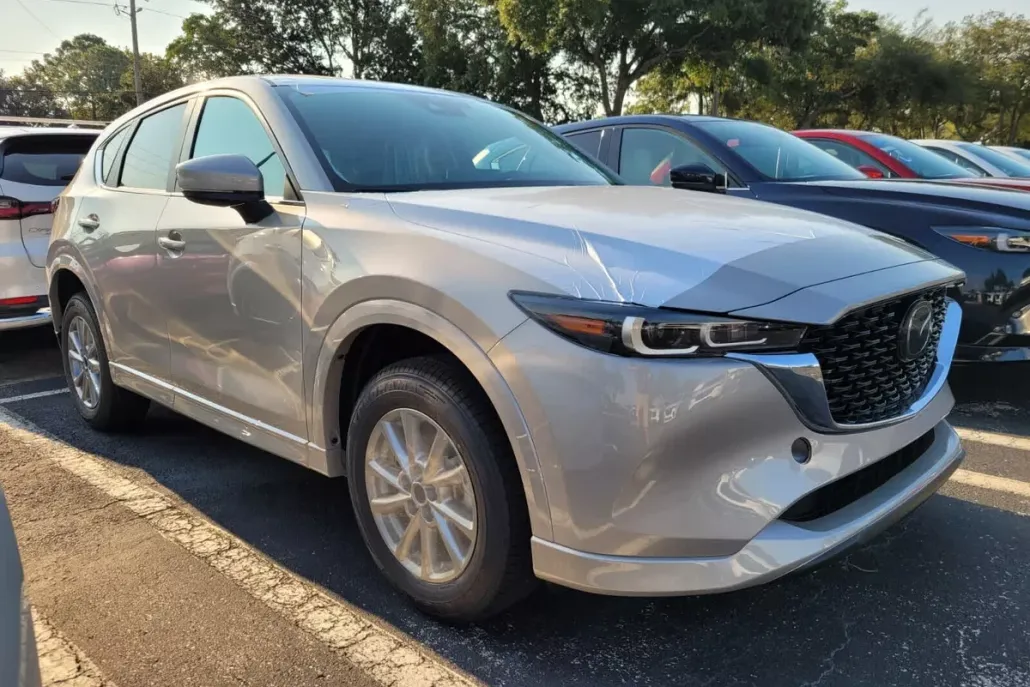 2025 Mazda CX-5 2.5 S Preferred photo 1