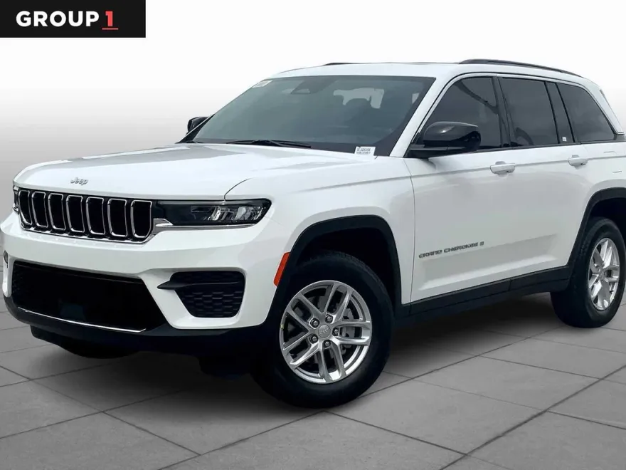 2025 Jeep Grand Cherokee Laredo X photo 1