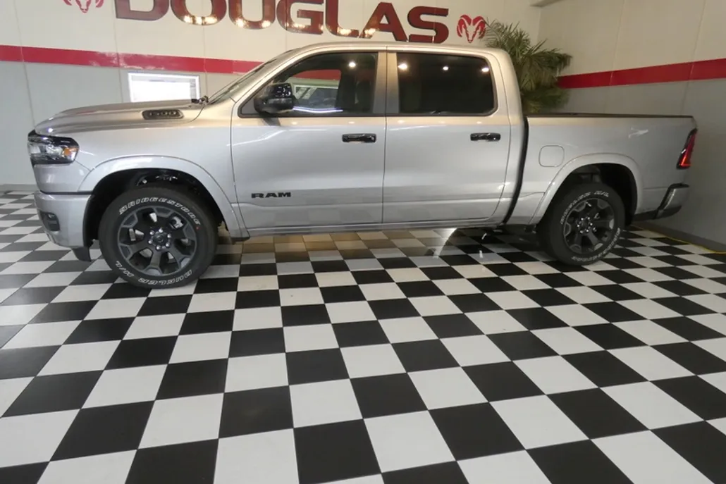2025 Ram 1500 Big Horn photo 1