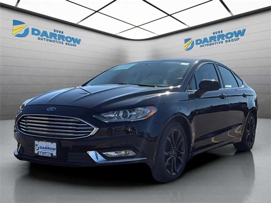 2018 Ford Fusion SE photo 1