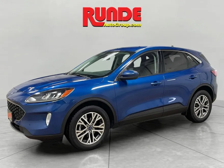 2022 Ford Escape SEL photo 1