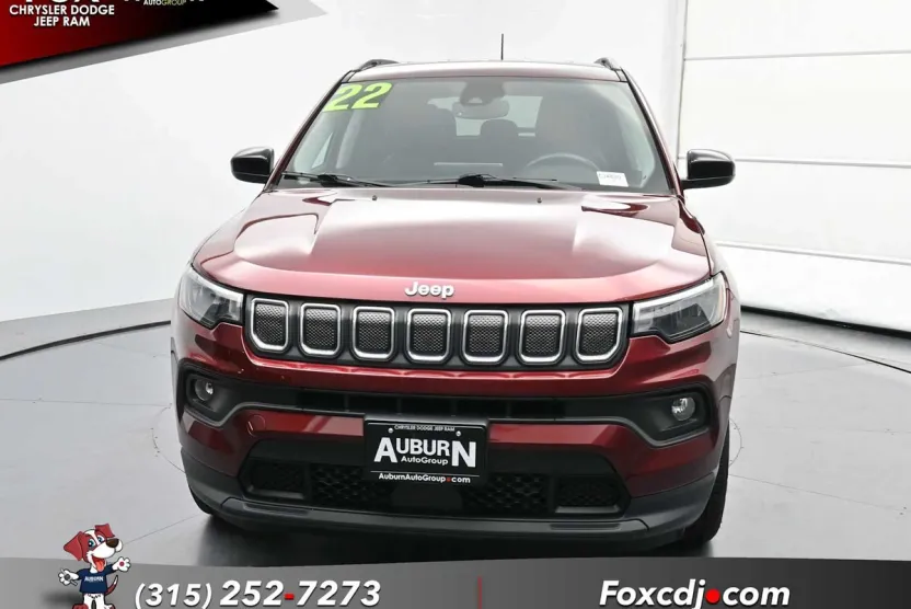 2022 Jeep Compass Latitude photo 1