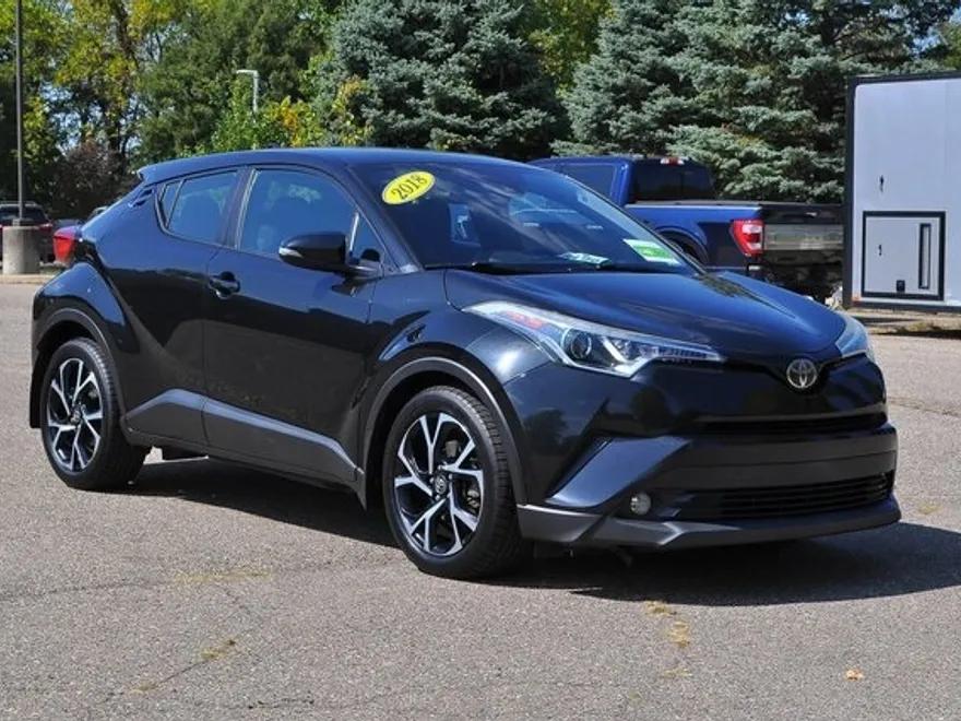 2018 Toyota C-HR XLE Premium photo 1