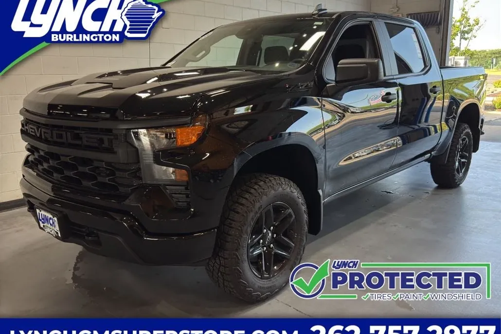 2025 Chevrolet Silverado 1500 Custom Trail Boss photo 1