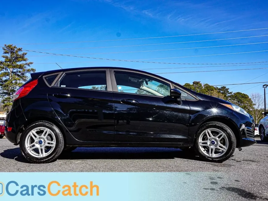 2019 Ford Fiesta SE photo 1