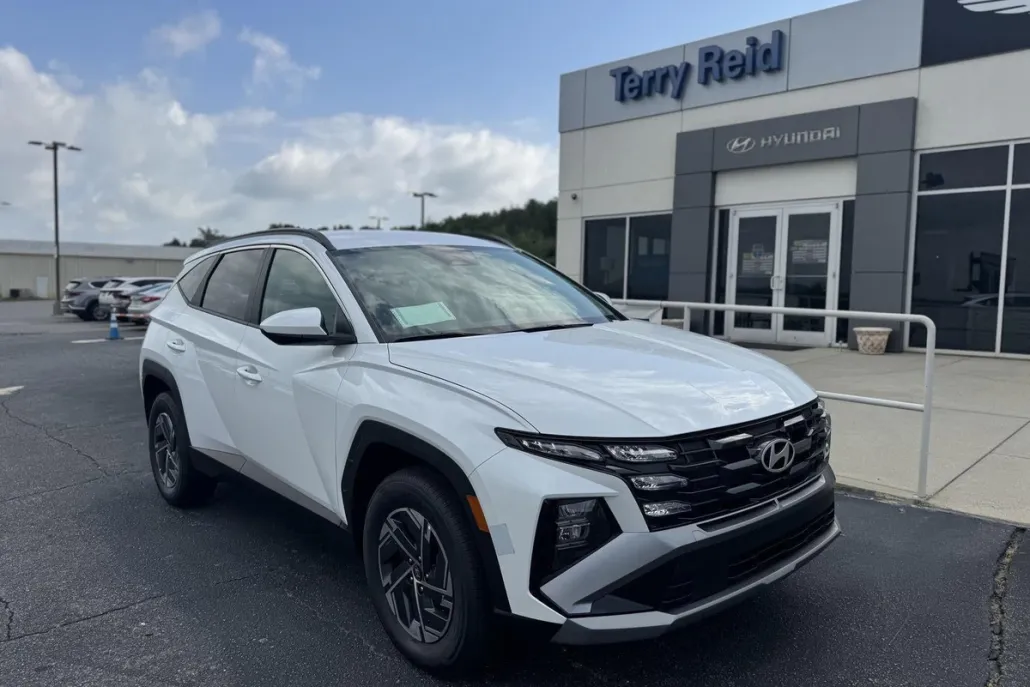 2025 Hyundai Tucson Hybrid Blue photo 1