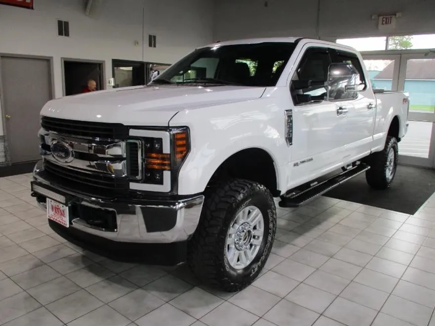 2019 Ford F-250 XLT photo 1