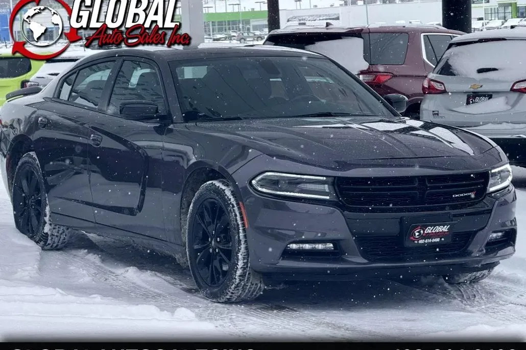 2021 Dodge Charger SXT photo 1