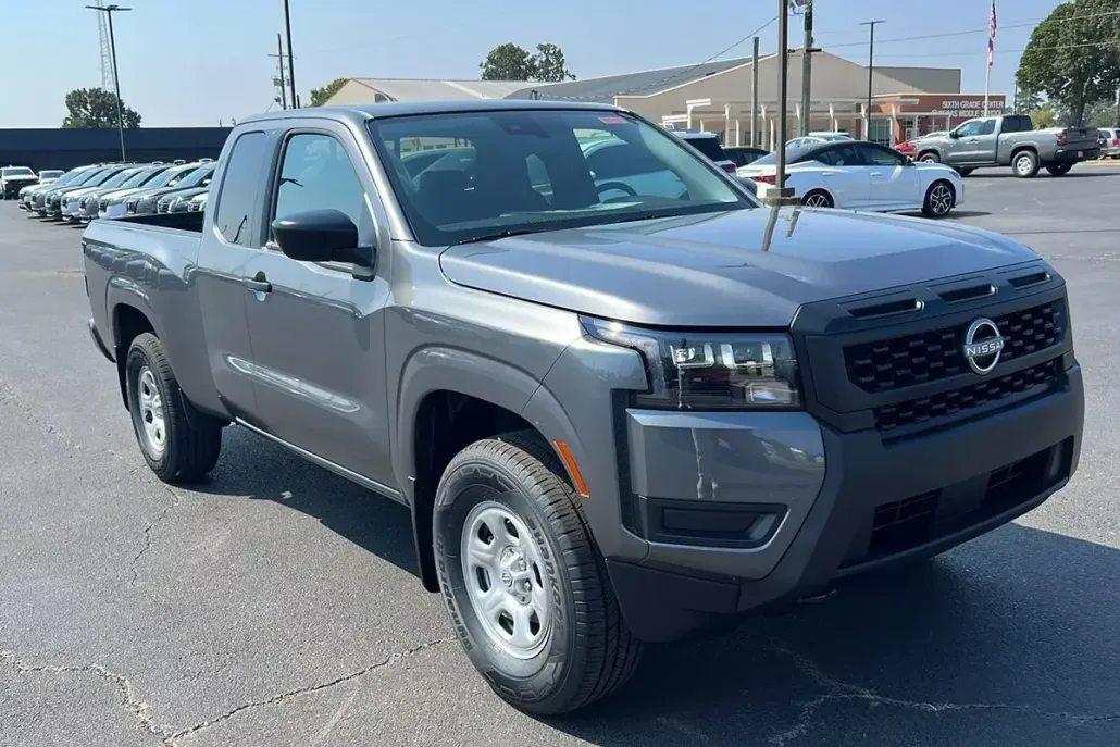 2026 Nissan Frontier S photo 1