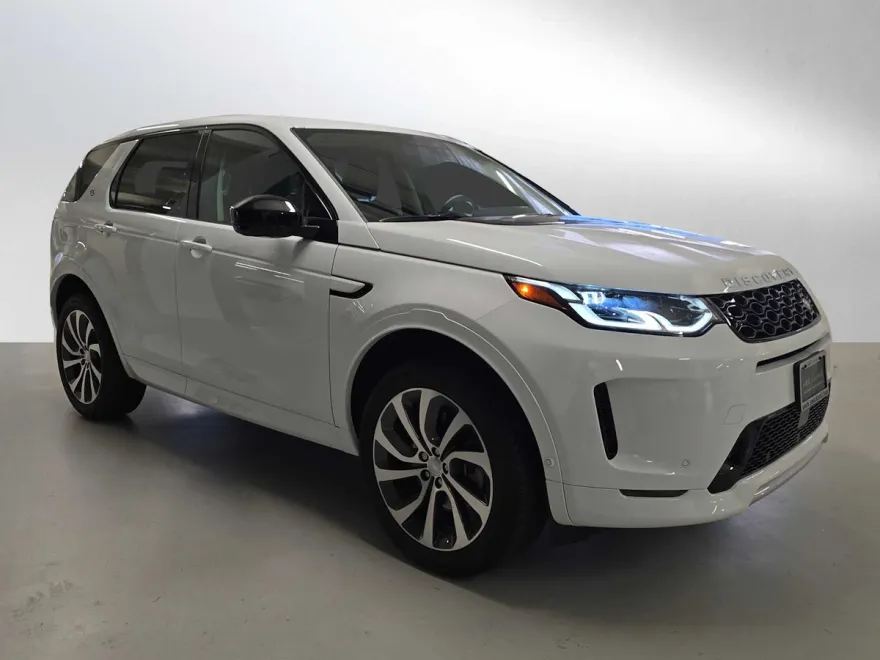 2025 Land Rover Discovery Sport S photo 1