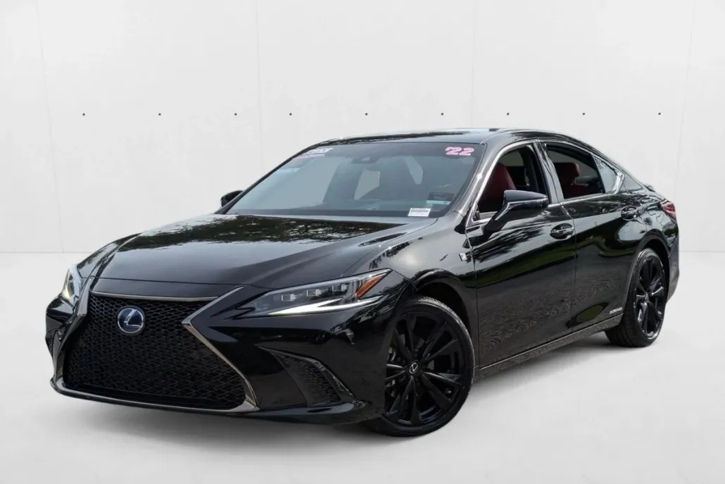 2022 Lexus ES 300h F SPORT photo 1
