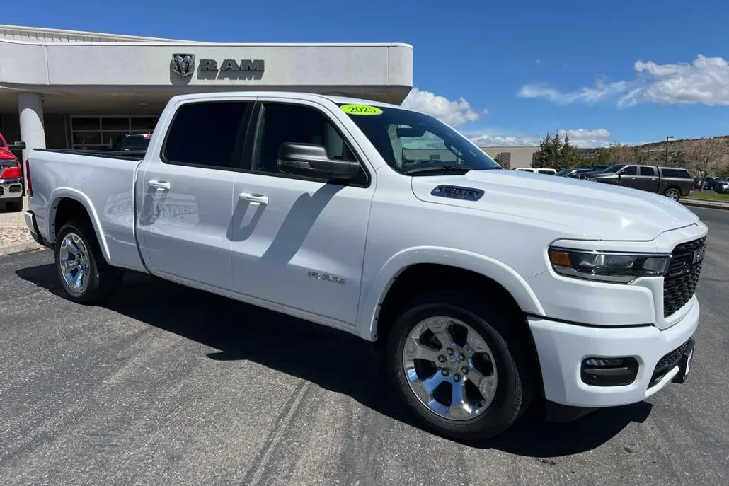 2025 Ram 1500 Big Horn photo 1