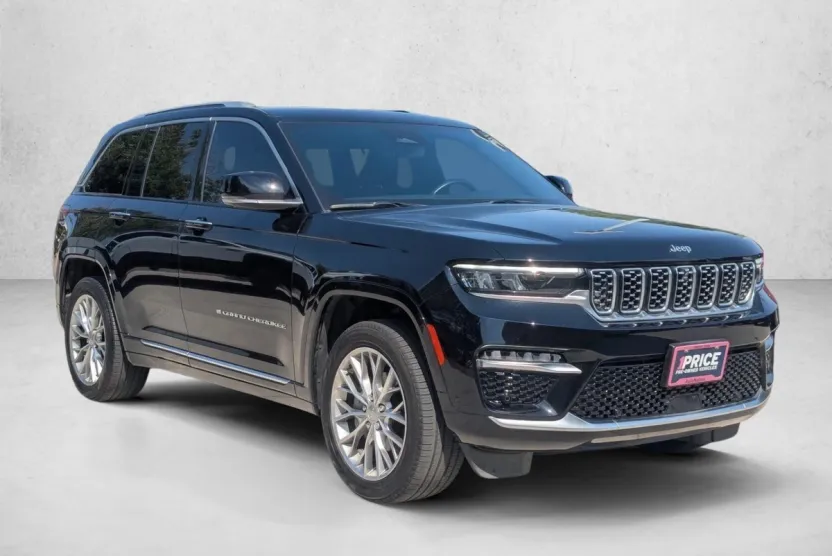 2023 Jeep Grand Cherokee Summit photo 1