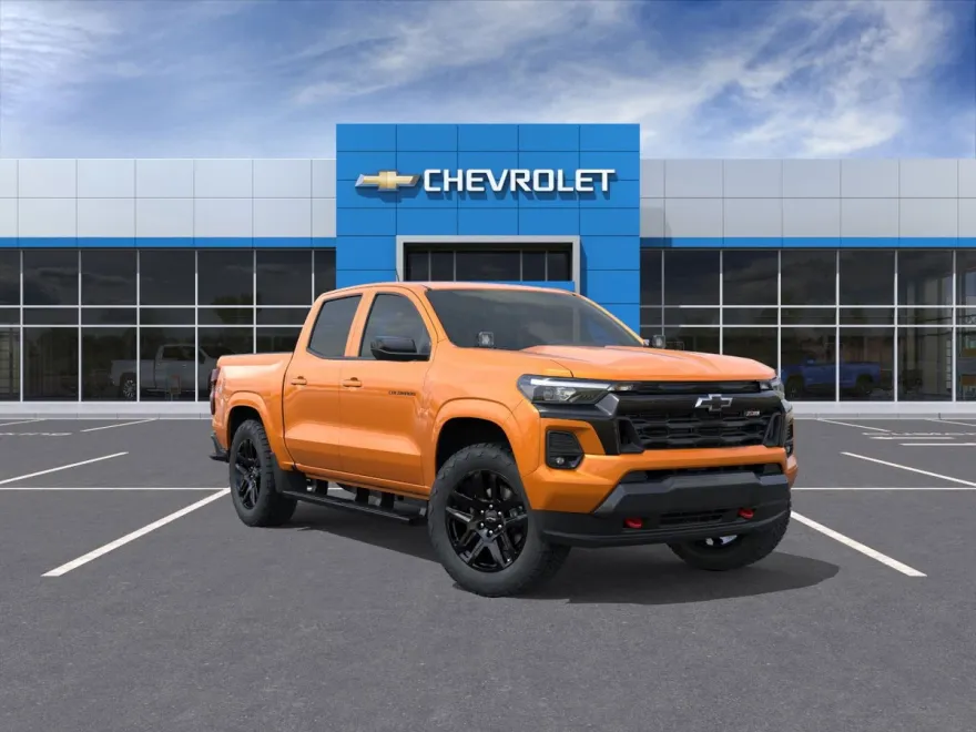 2025 Chevrolet Colorado Z71 photo 1