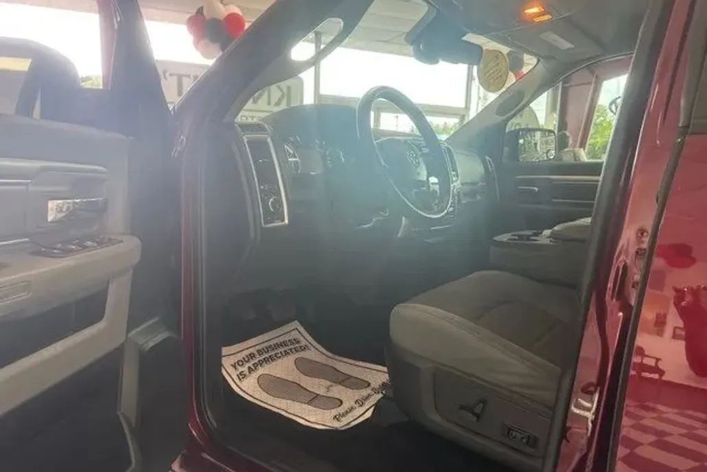 2017 Ram 1500 Big Horn photo 1