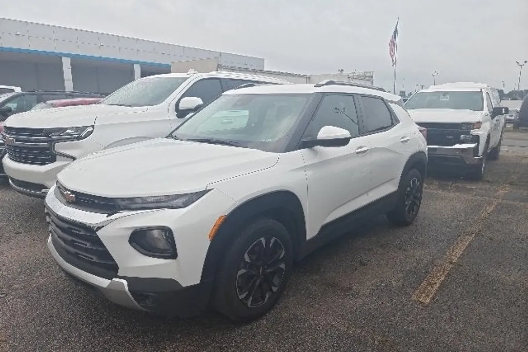 2021 Chevrolet Trailblazer LT photo 1