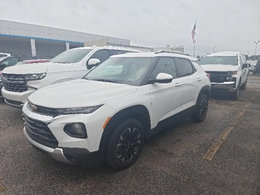 2021 Chevrolet Trailblazer LT photo 1