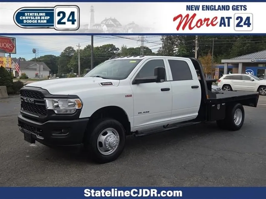2022 Ram 3500 Tradesman photo 1