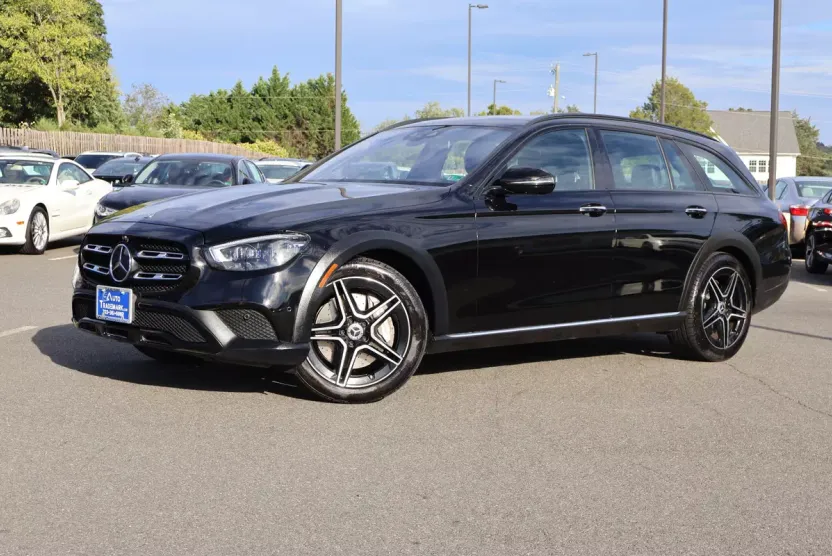 2021 Mercedes Benz E 450 4MATIC Wagon photo 1