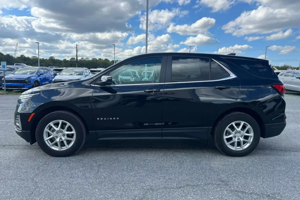 2022 Chevrolet Equinox photo 1