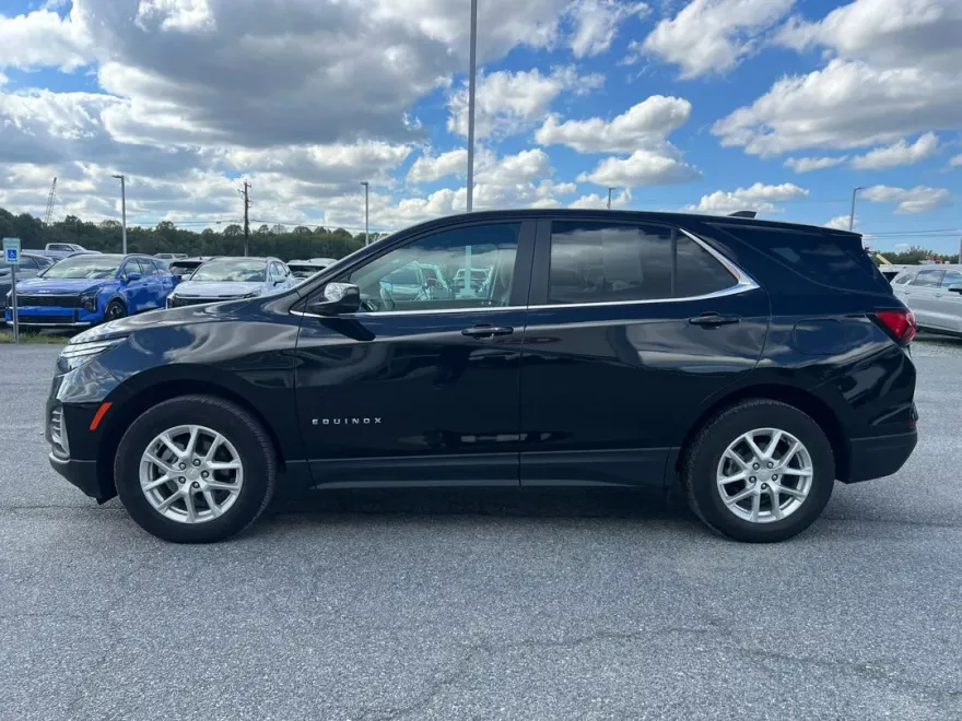 2022 Chevrolet Equinox photo 1