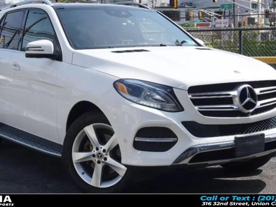 2017 Mercedes Benz GLE 350 4MATIC photo 1