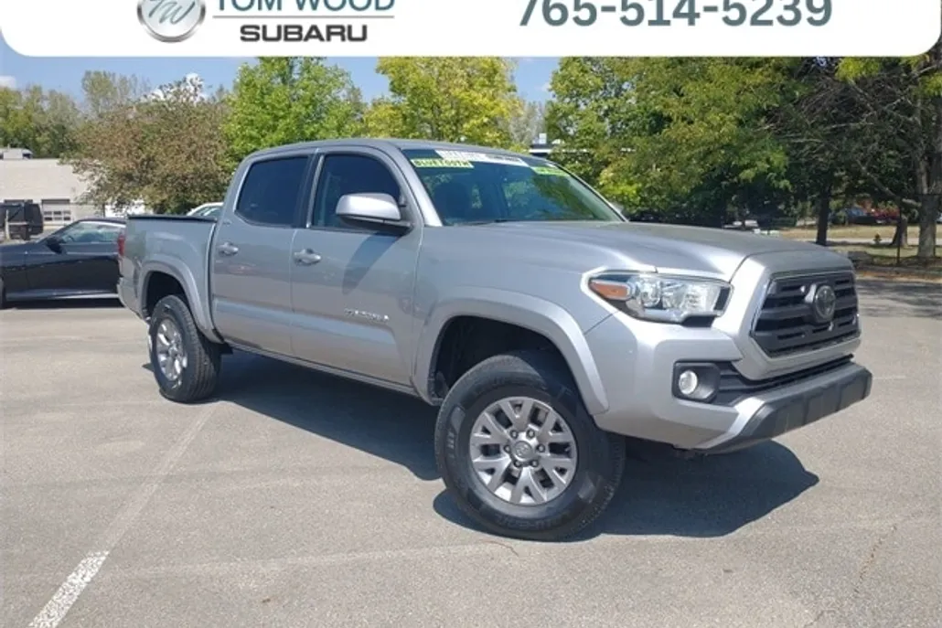2018 Toyota Tacoma SR5 photo 1